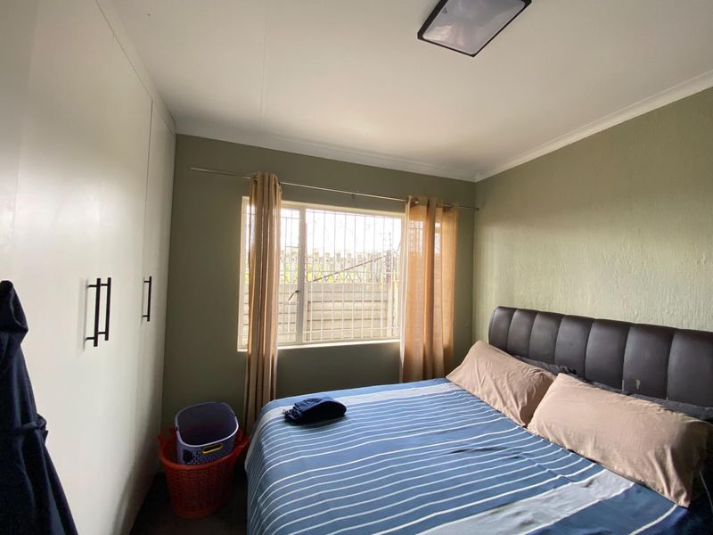 House For Sale in Edleen, Kempton Park - Photo 10