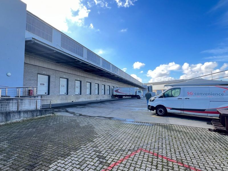 14,154m2  Neat and Secure Warehouse To Let in Montague Gardens, Cape Town - Photo 4