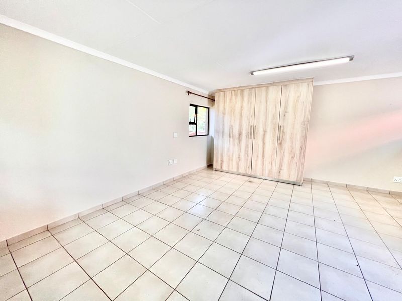 Modern 1 Bed Studio Apartment To Rent - Available 1 June - Photo 7