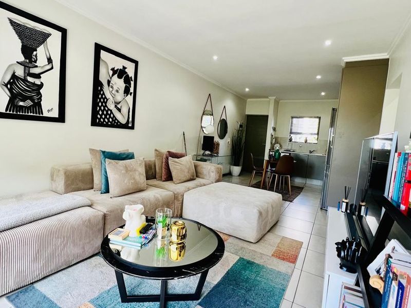 2 bedroom 1 full bath - Lonehill - Photo 1
