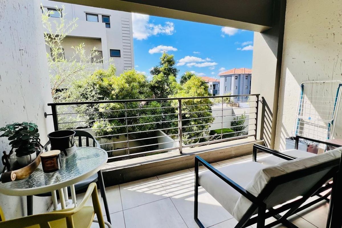 2 bedroom 1 full bath - Lonehill - Photo 4