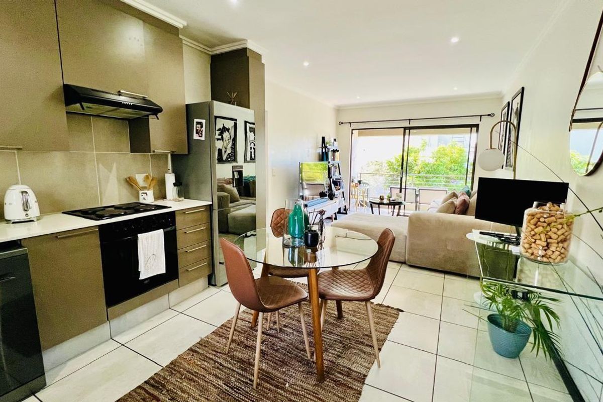 2 bedroom 1 full bath - Lonehill - Photo 2
