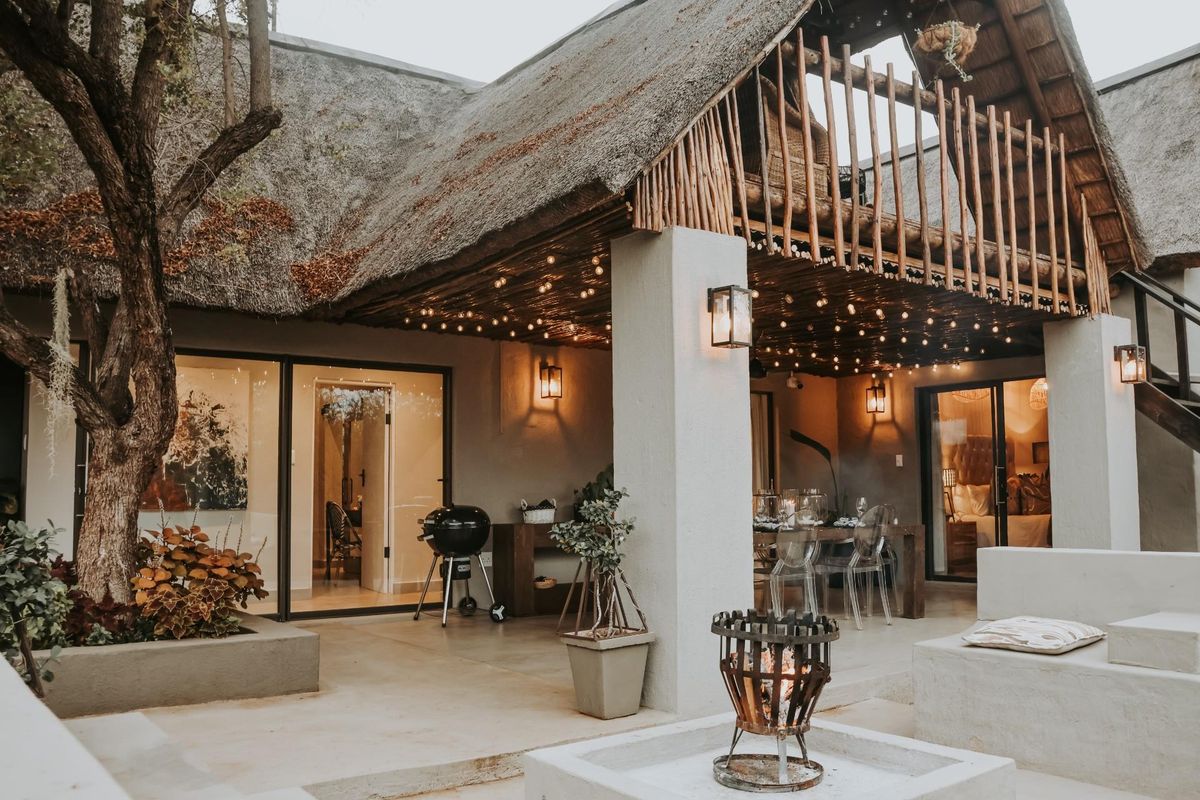 Luxury Home for Sale in the Hoedspruit Wildlife - Pool - Boma - Bushlife - Photo 4