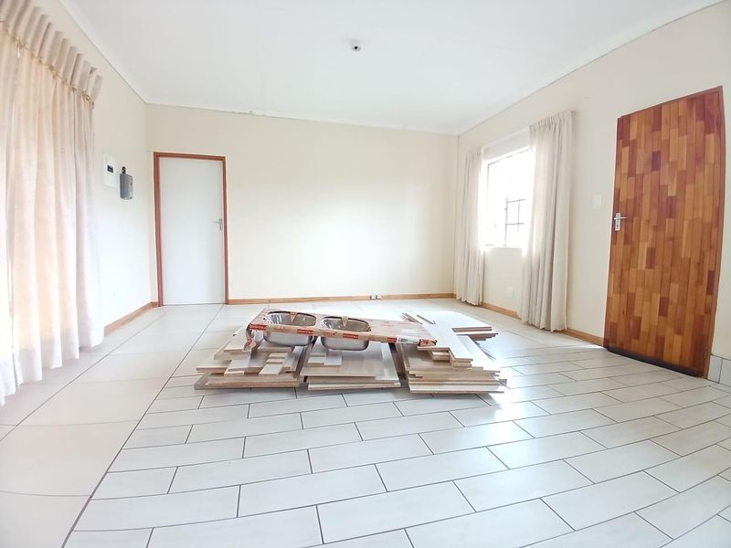 House For Sale in Utrecht, KwaZulu Natal - Photo 10