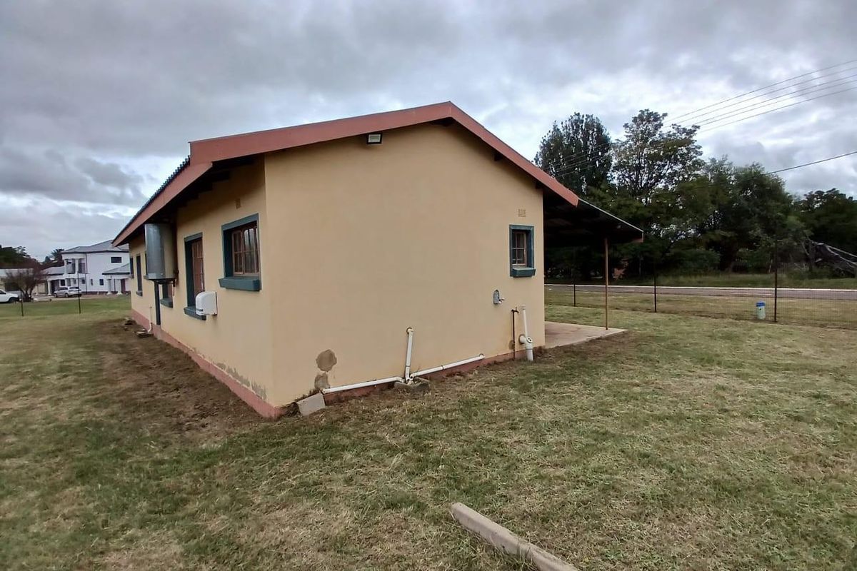 House For Sale in Utrecht, KwaZulu Natal - Photo 3