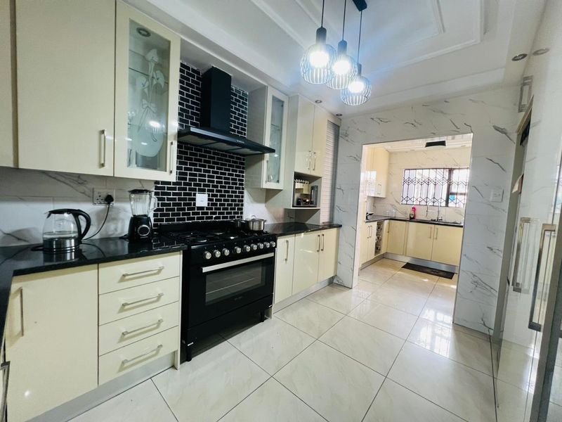 House For Sale in Vanderbijlpark CW 5, Vanderbijlpark CW, Vanderbijlpark - Photo 7