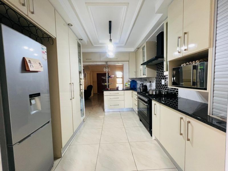 House For Sale in Vanderbijlpark CW 5, Vanderbijlpark CW, Vanderbijlpark - Photo 10