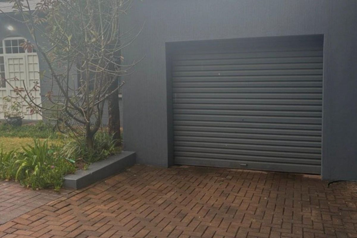 Huge House for sale in Eastwood, Pretoria - Photo 5