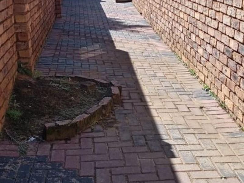 House For Sale in Danville, Pretoria - Photo 5