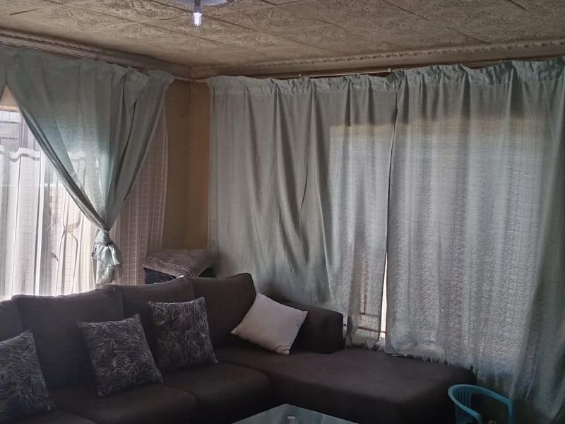 House For Sale in Danville, Pretoria - Photo 7