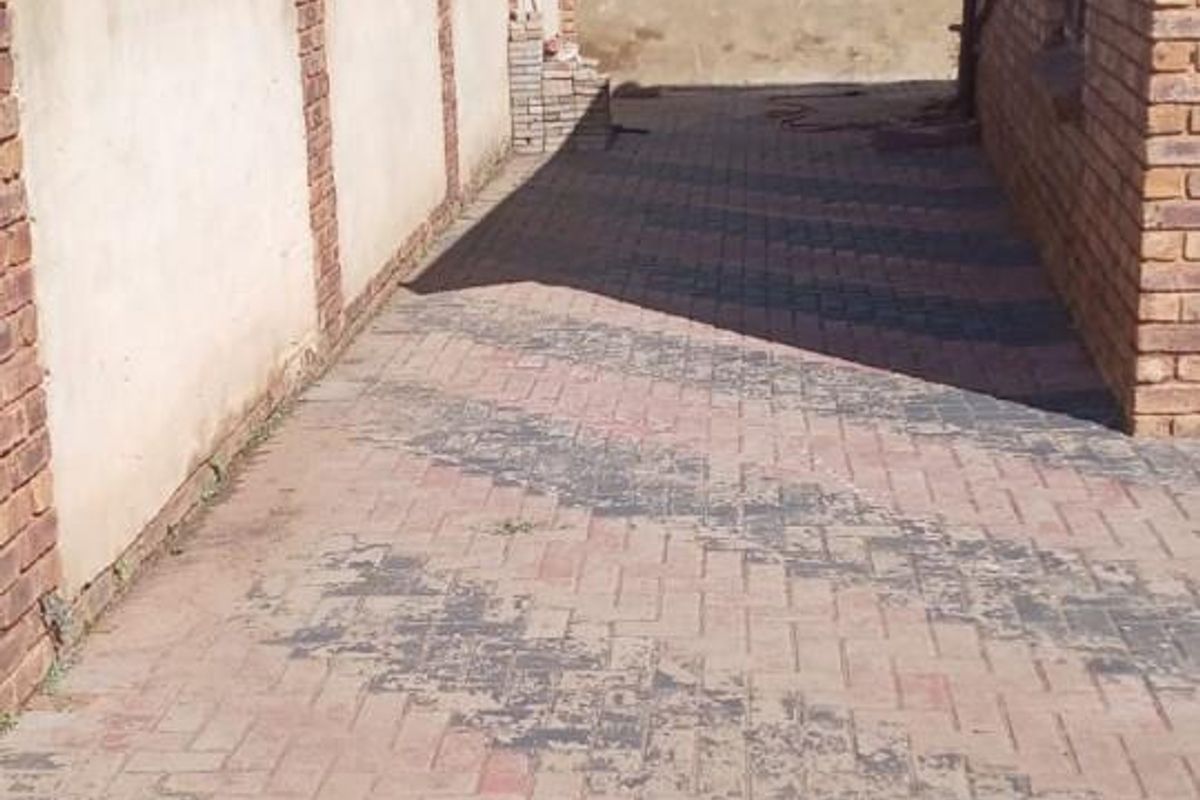 House For Sale in Danville, Pretoria - Photo 2