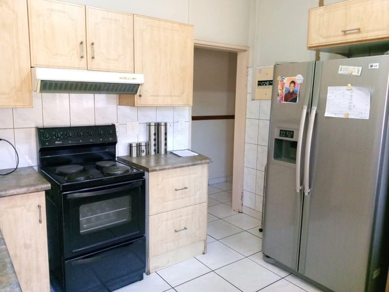 House For Sale in Silverton, Pretoria - Photo 8