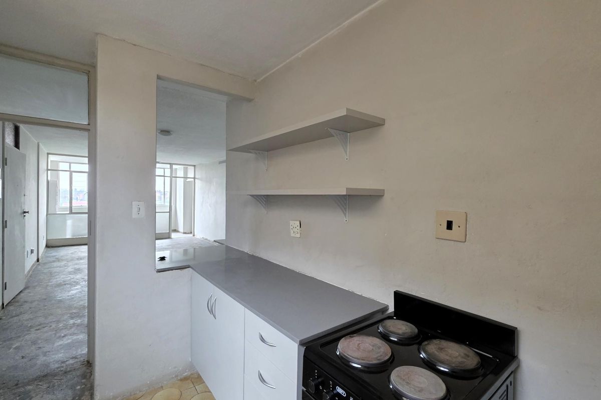 3 bedroom Apartment For Sale in Pretoria Central - Photo 4