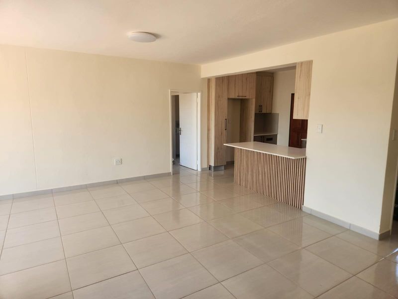 House For Sale in Klerksoord, Akasia - Photo 7