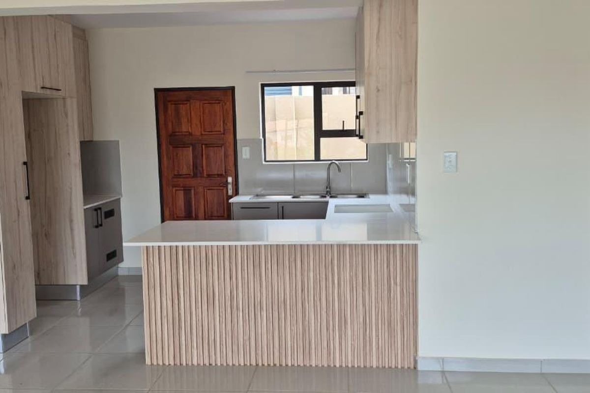 House For Sale in Klerksoord, Akasia - Photo 5