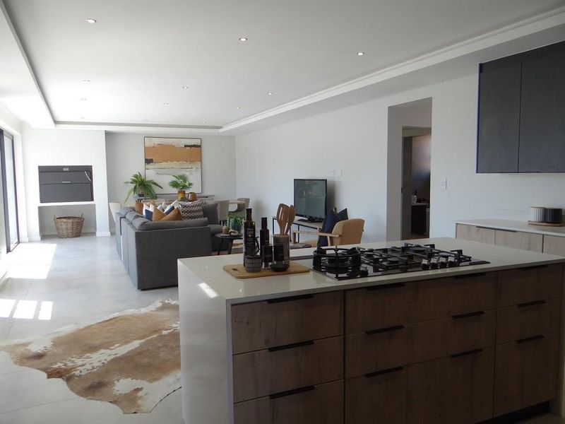4 Bedroom House For Sale in Fountainbrook Estate, Midstream Estate, Centurion - Photo 4