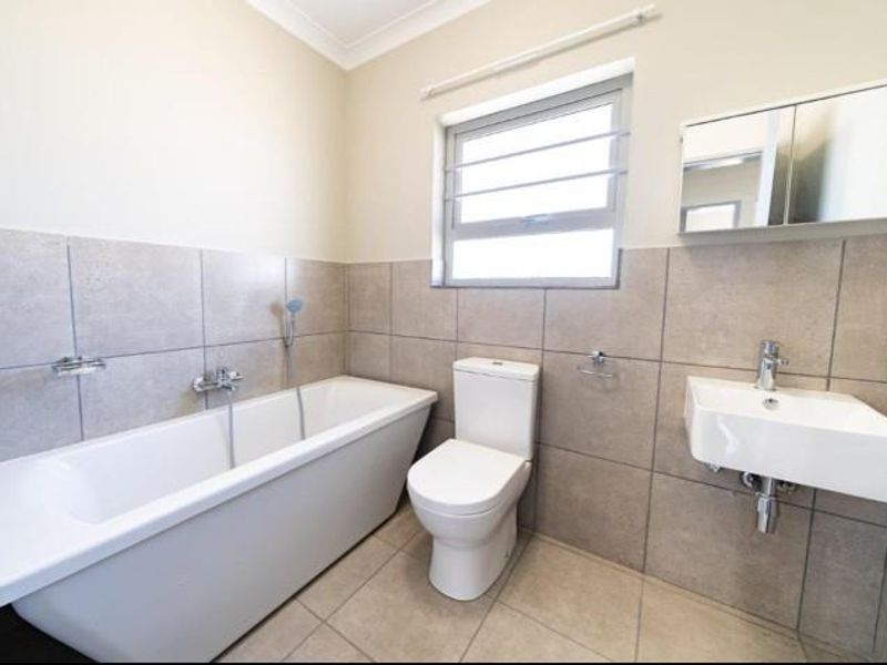 House For Sale in Klerksoord, Akasia - Photo 5