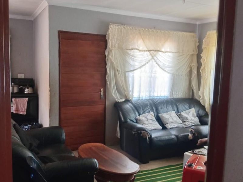 2 bed cnr House For Sale in Dawn Park, Boksburg R750 000 - Photo 9