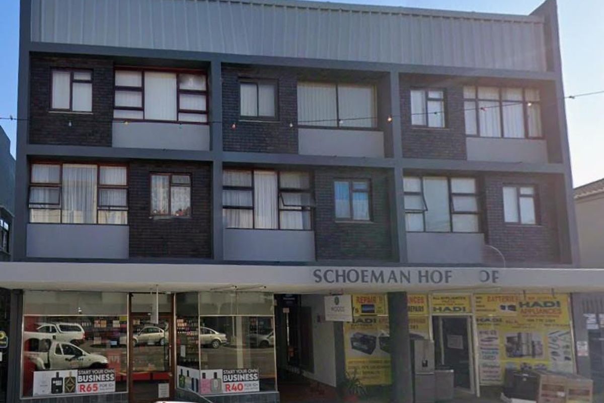 Mossel Bay Central - Lovely 2 Bedroom Flat with Sea and Town Views - Photo 2