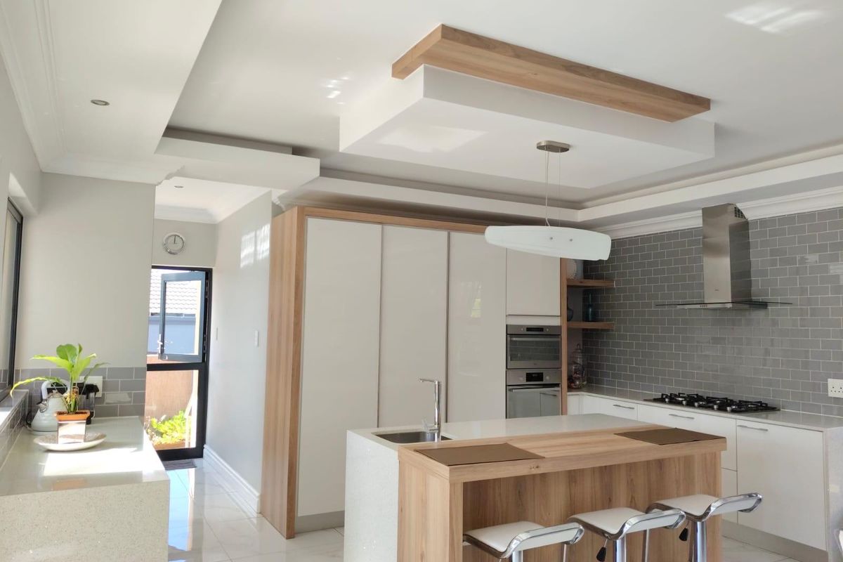 3 bedroom House To Rent in Blue Valley Golf Estate Centurion - Photo 2