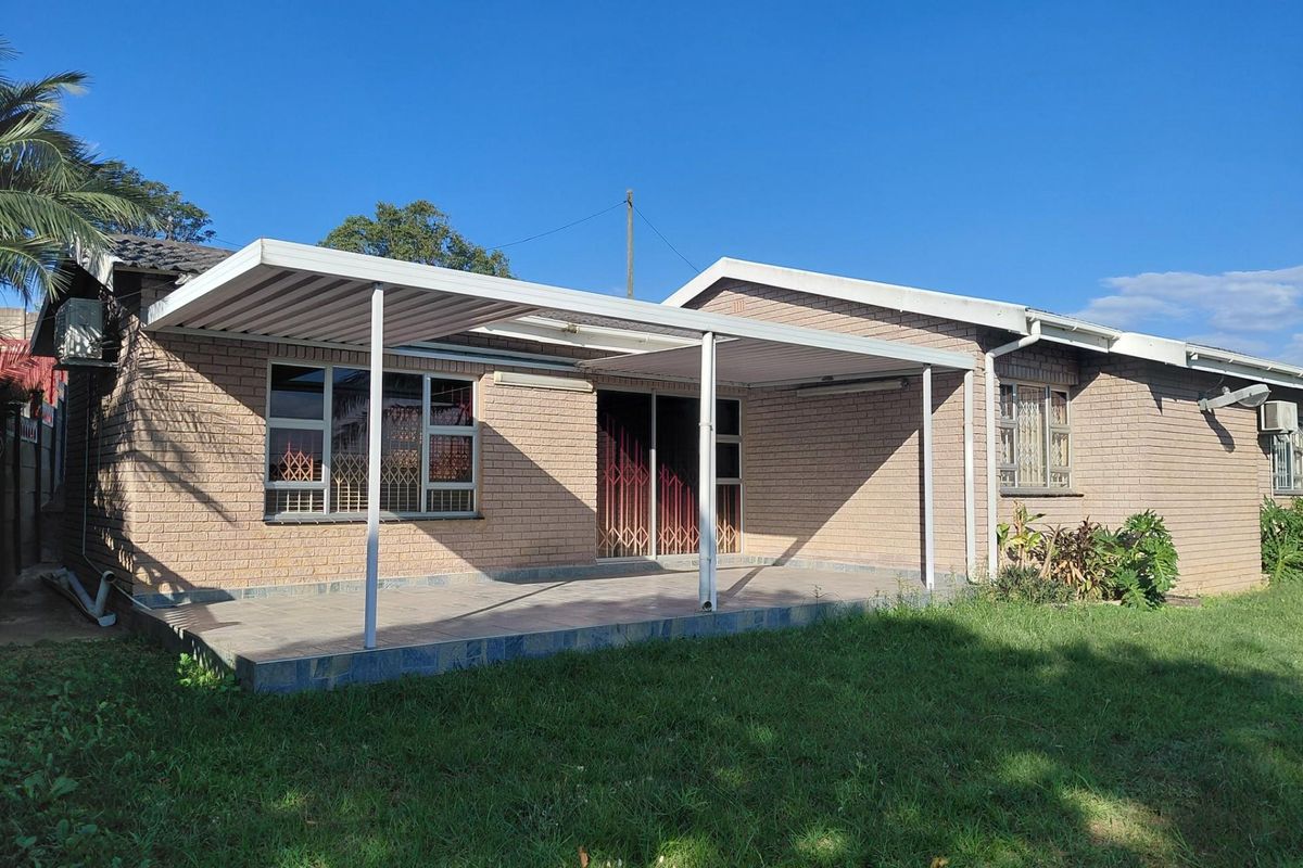 House For Sale in Umlazi BB, Umlazi, KwaZulu Natal - Photo 4