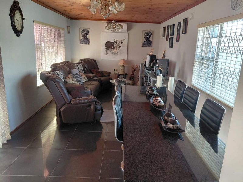 House For Sale in Umlazi BB, Umlazi, KwaZulu Natal - Photo 10