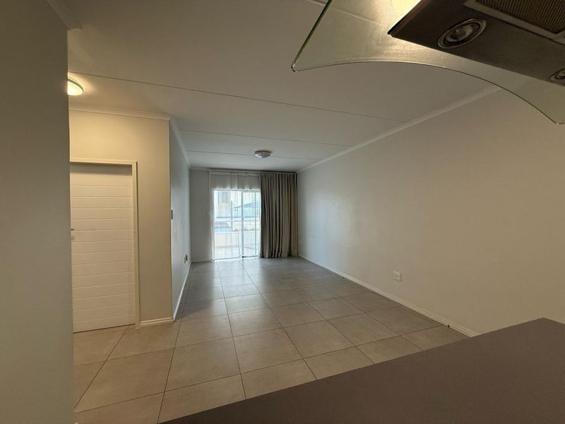 Duplex For Sale in Erand Gardens, Midrand - Photo 9