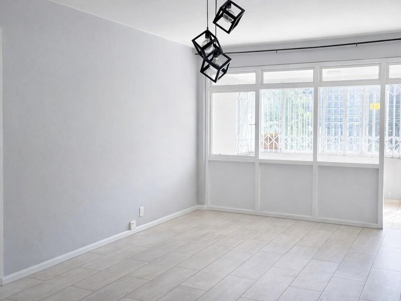 Spacious 2.5 Bed Ground Floor Apartment in Musgrave For Sale - Photo 4