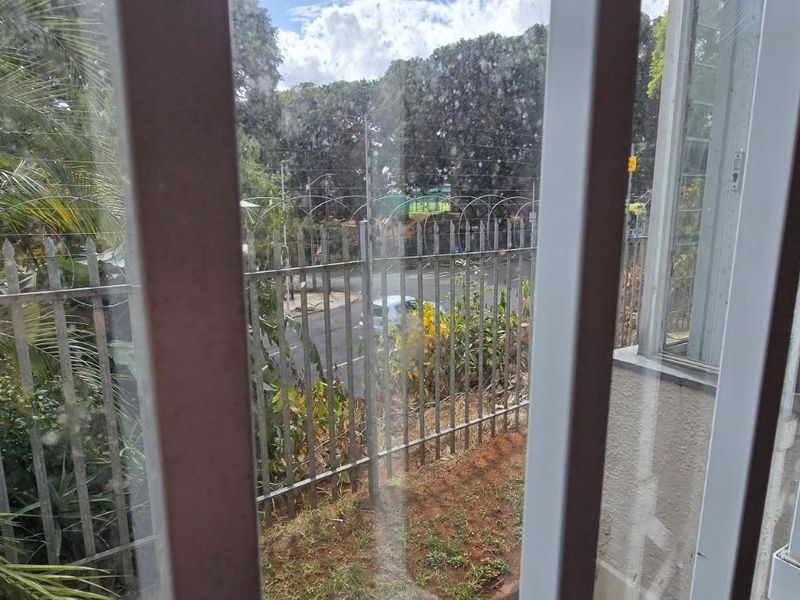 Spacious 2.5 Bed Ground Floor Apartment in Musgrave For Sale - Photo 8