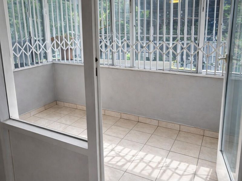 Spacious 2.5 Bed Ground Floor Apartment in Musgrave For Sale - Photo 7
