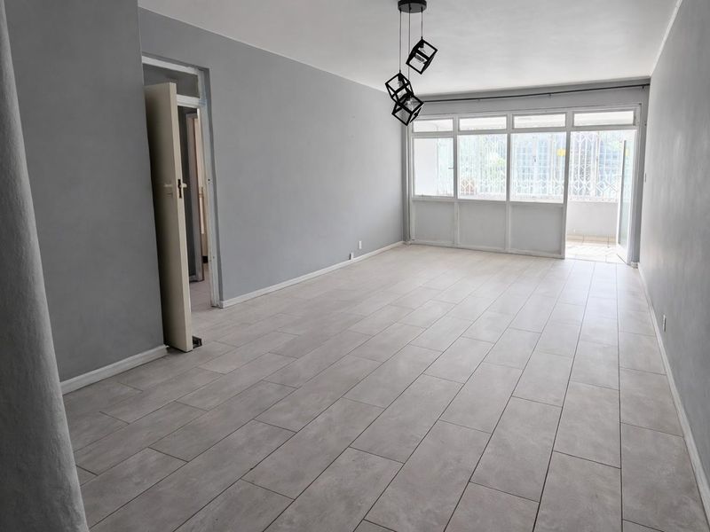 Spacious 2.5 Bed Ground Floor Apartment in Musgrave For Sale - Photo 2