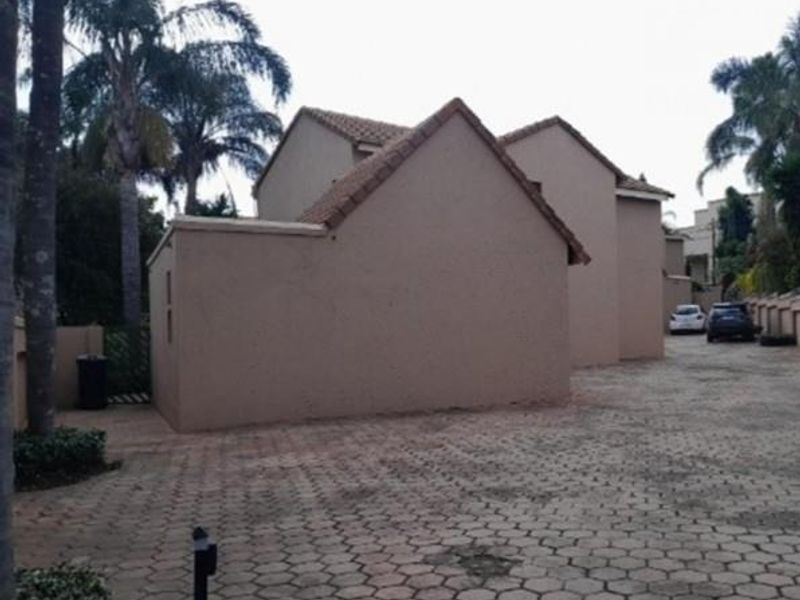 3 Bedroom House For Sale in Equestria Pretoria Gauteng - Photo 2