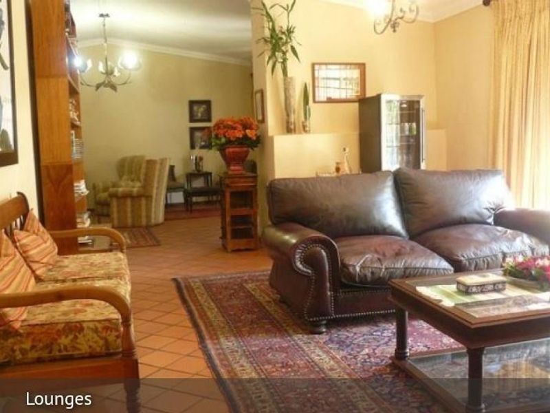 16 Bedroom Lodge For Sale in Equestria Pretoria Gauteng - Photo 9