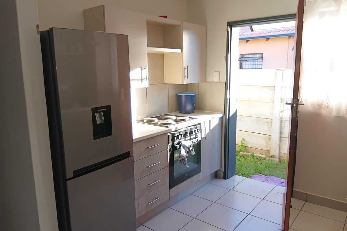 House To Rent in Protea Glen, Soweto - Photo 5