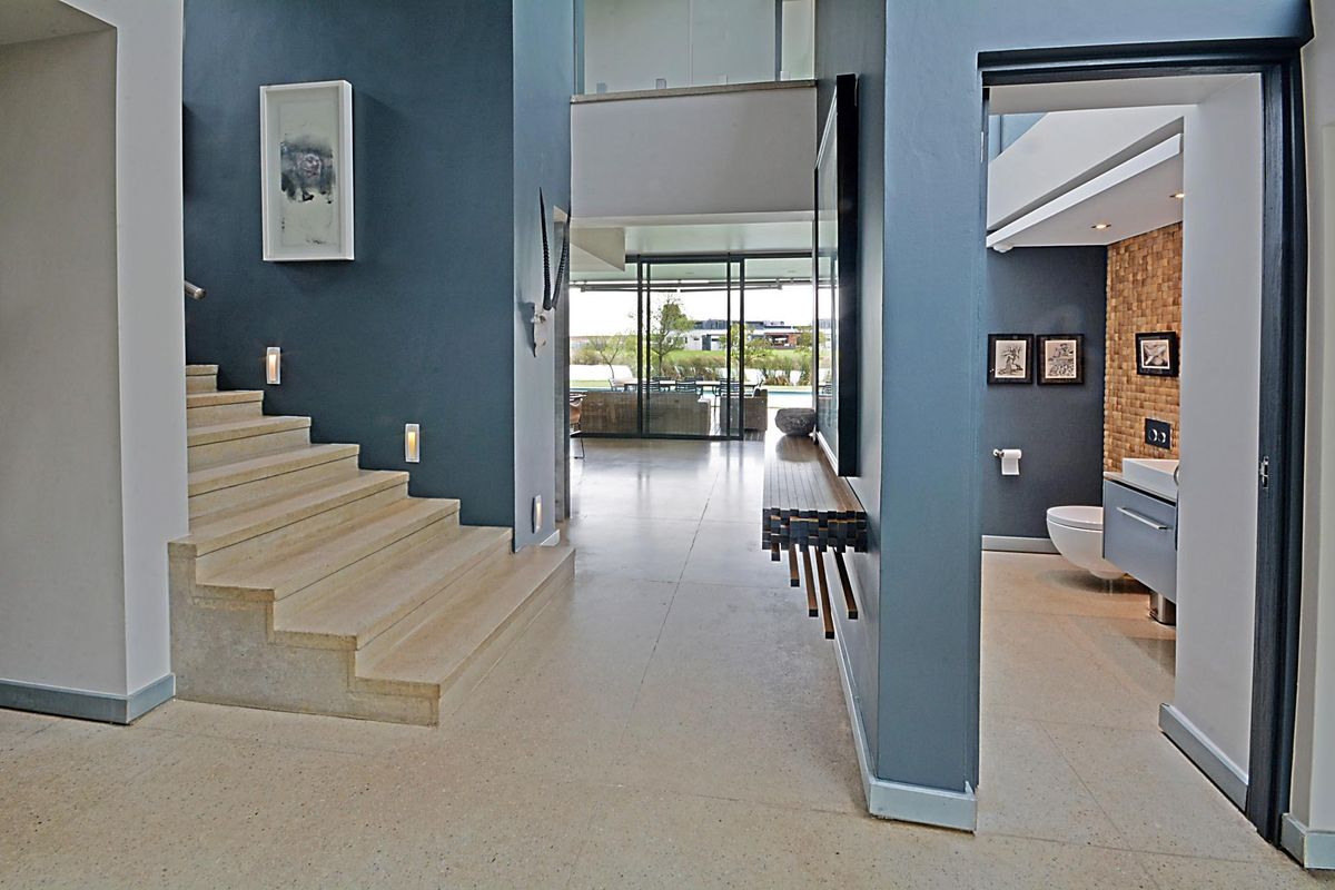 Contemporary Home on Waterfront stand in Dunblane Equestrian Lifestyle Estate - Photo 4
