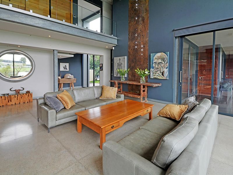 Contemporary Home on Waterfront stand in Dunblane Equestrian Lifestyle Estate - Photo 8