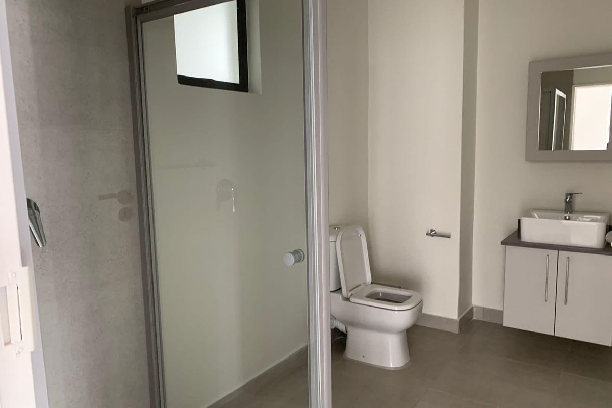 1 bedroom,1 Bathroom Apartment for Rent in Carlswald - Photo 5