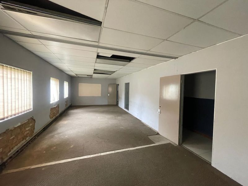Commercial Property To Rent in Kleinfontein, Benoni - Photo 10