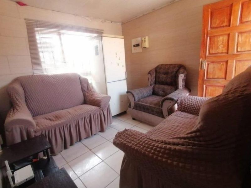3 bedroom house available in Mabopane - Photo 9