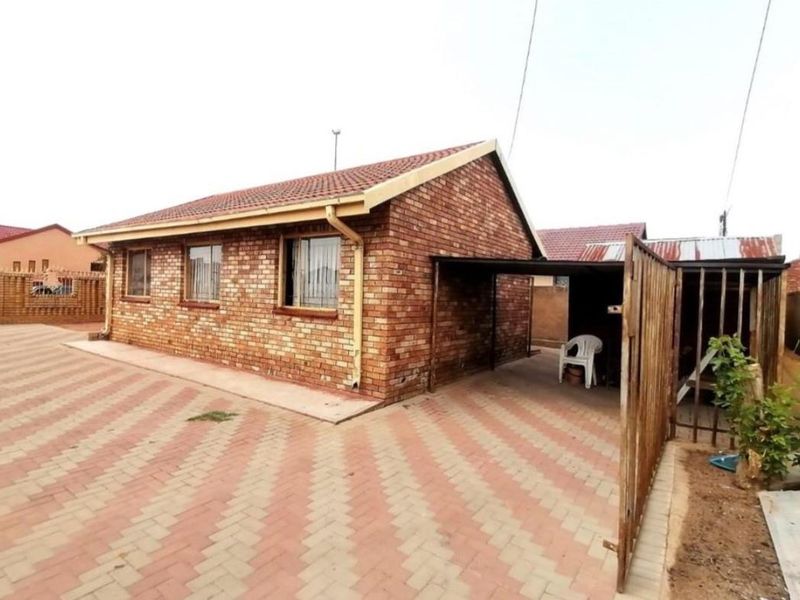 3 bedroom house available in Mabopane - Photo 3