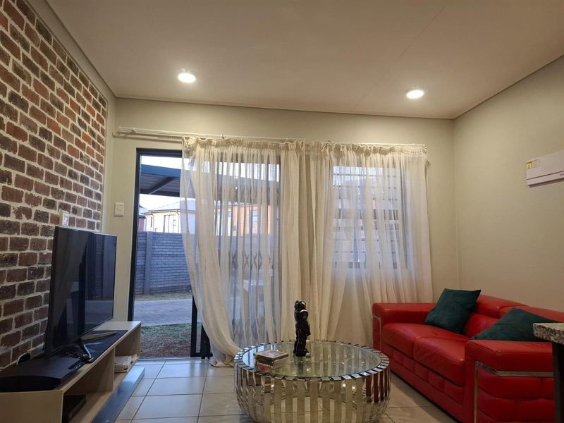 House For Sale in Leopard's Rest Security Estate, Albertsdal, Alberton - Photo 4