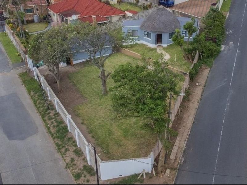 Online Timed Auction | Two-Bedroom Coastal Home in Lawrence Rocks, Margate - Photo 1