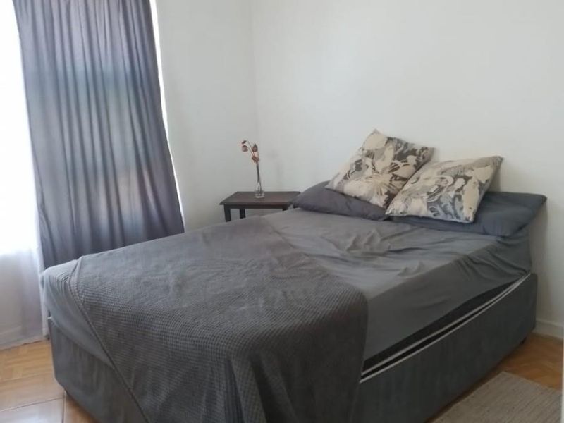 Online Timed Auction | Two-Bedroom Coastal Home in Lawrence Rocks, Margate - Photo 8