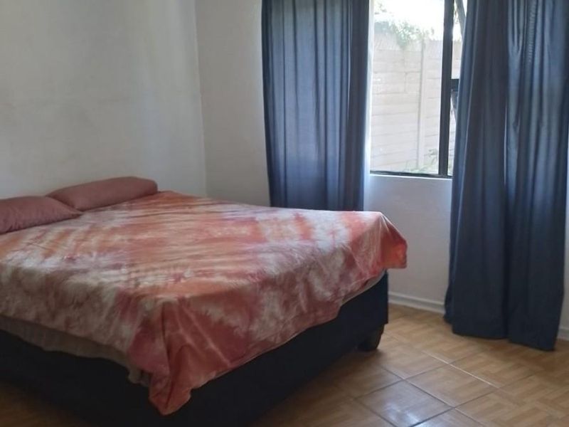 Online Timed Auction | Two-Bedroom Coastal Home in Lawrence Rocks, Margate - Photo 10