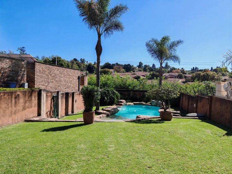 Townhouse To Rent in Northwold, Randburg - Photo 9