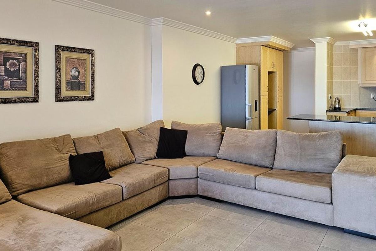 Newly upgraded Apartment  with Spectacular Sea Views - Photo 3
