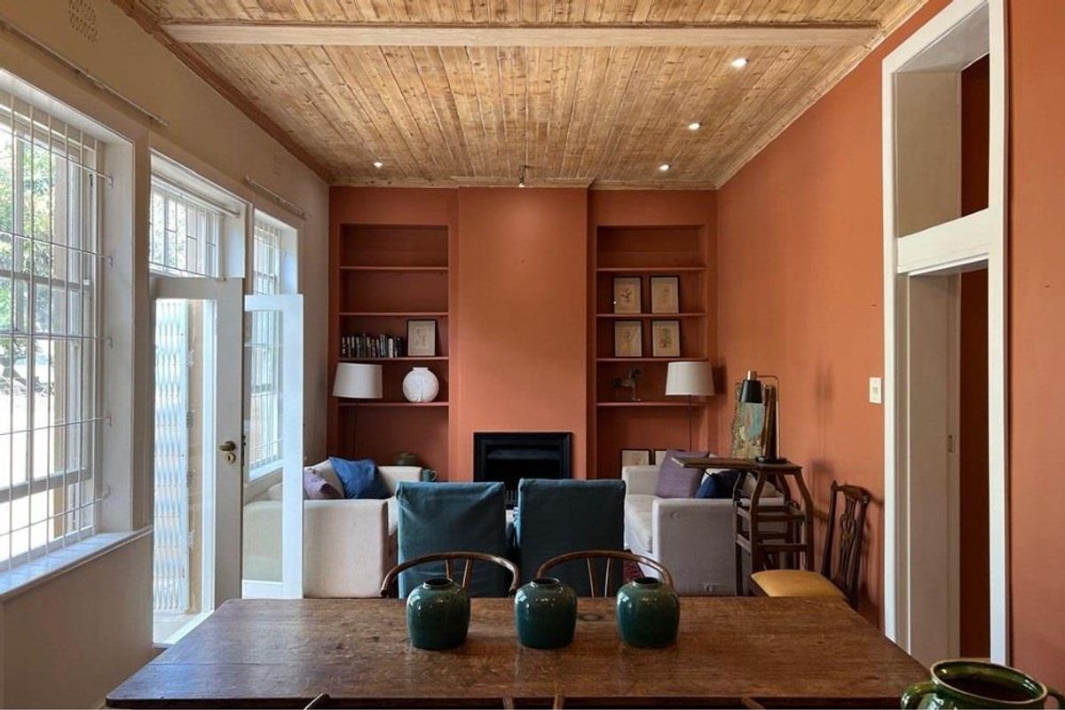 Three Bedroom Victorian House To Rent in Observatory - Photo 5