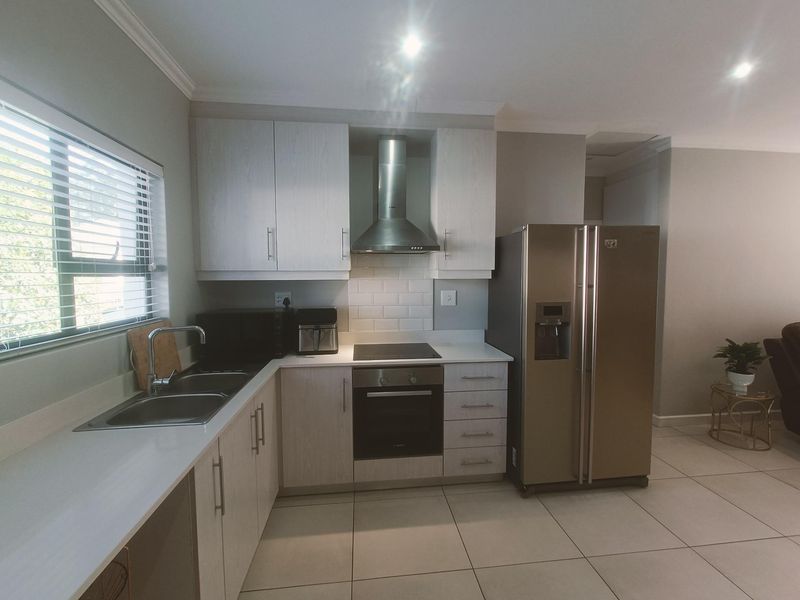 Apartment To Rent in Emberton Estate, Gillitts, Kloof, KwaZulu Natal - Photo 1