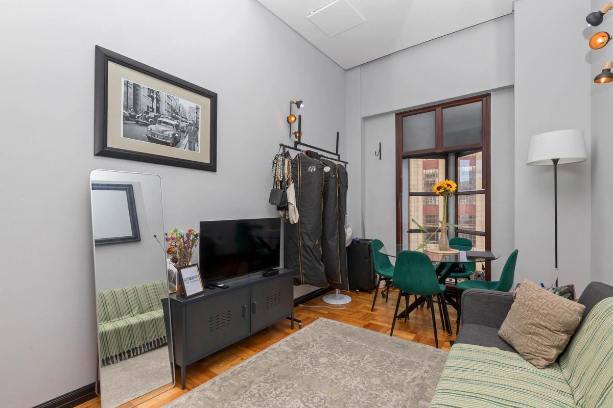 Sleek Duplex in Mutual Heights with Secure Parking and Storeroom included - Photo 3