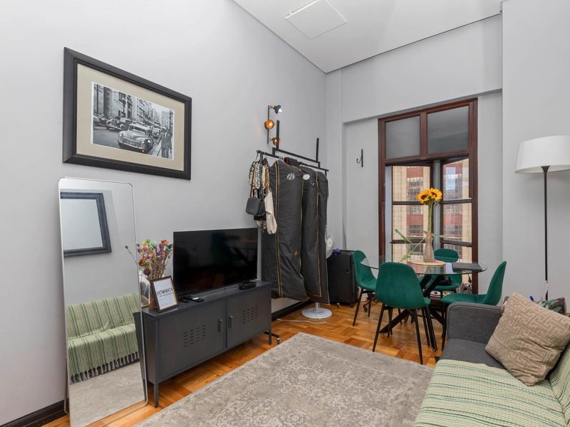 Sleek Duplex in Mutual Heights with Secure Parking and Storeroom included - Photo 3